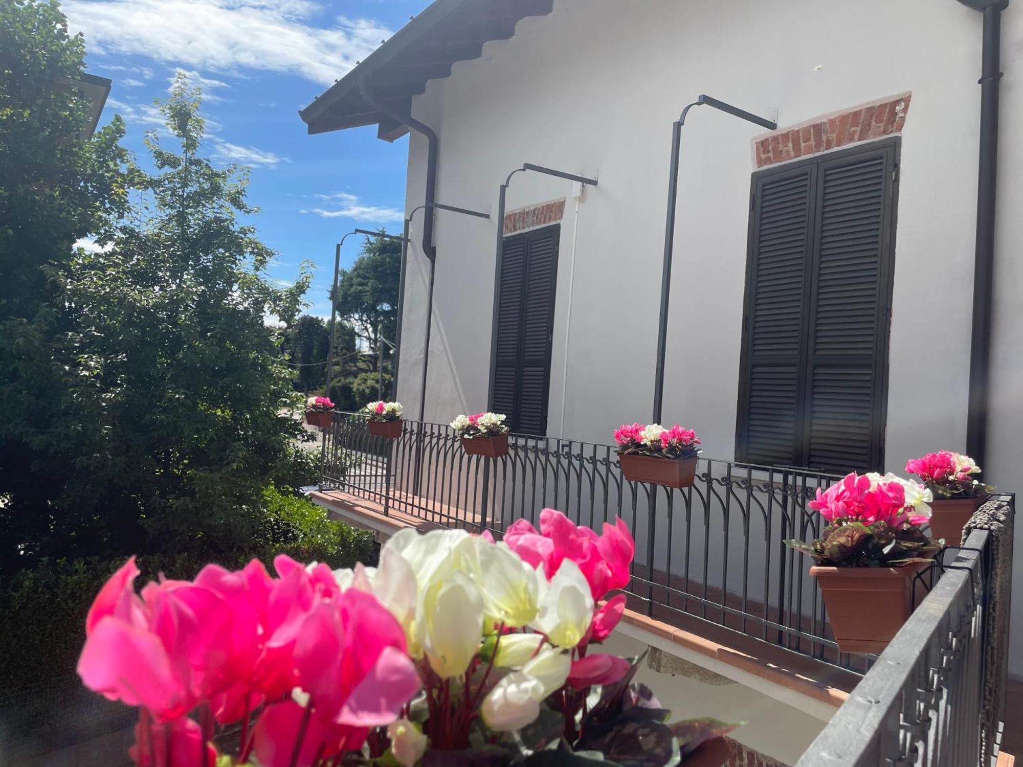 Villa Simona Malpensa Gallarate Kültér fotó