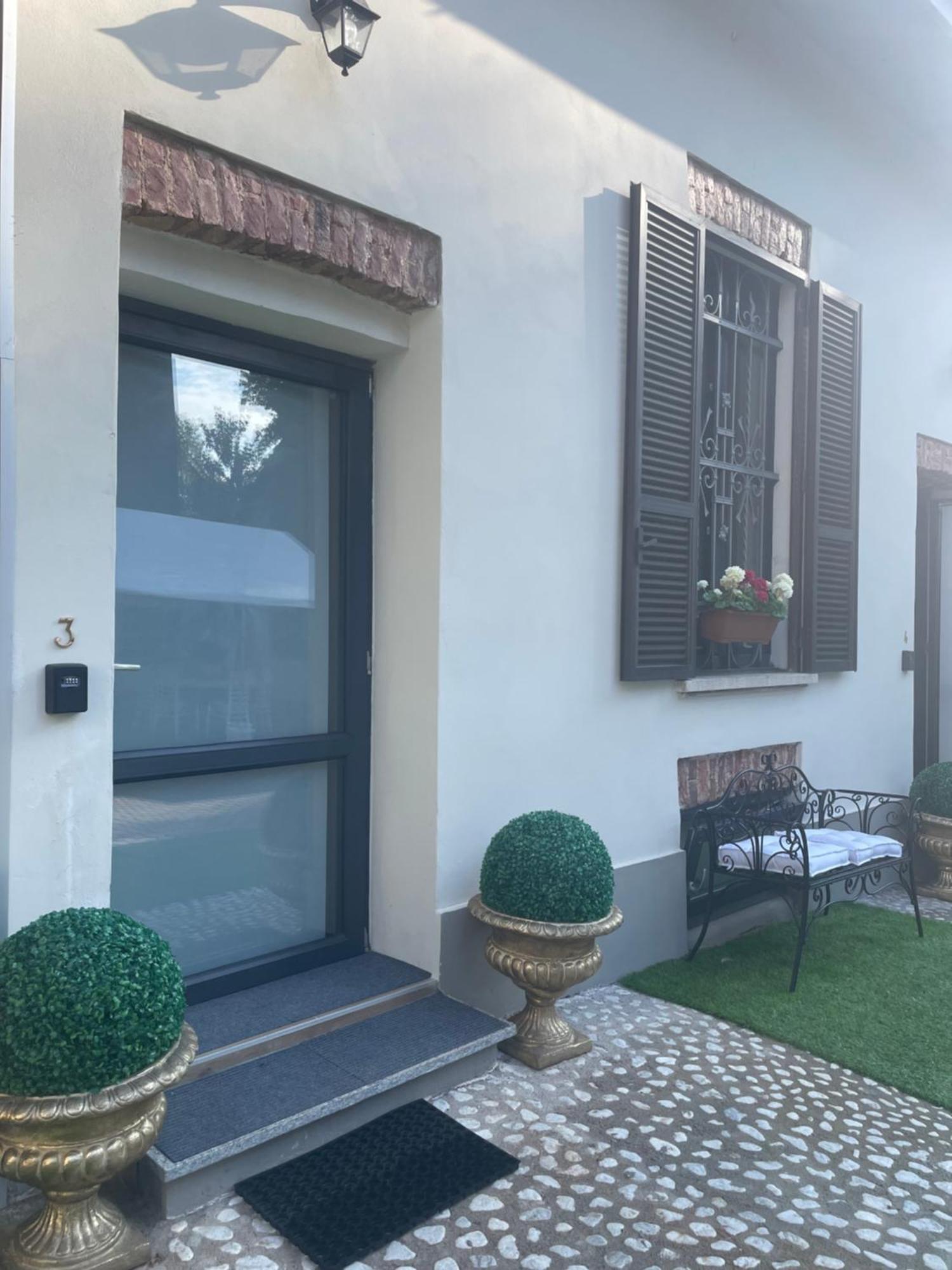 Villa Simona Malpensa Gallarate Kültér fotó